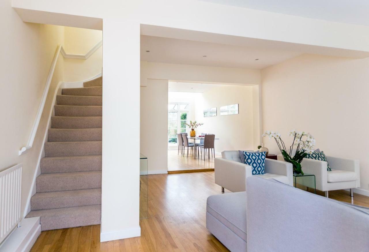 Logan Mews By Lime Street Apartment London Ngoại thất bức ảnh